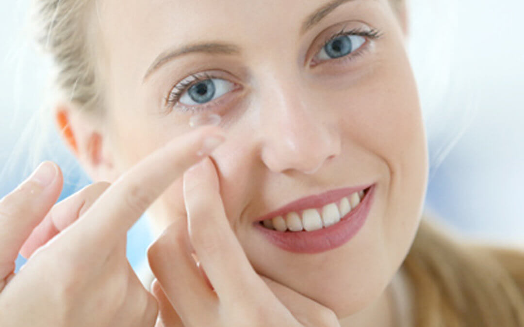 CONTACT LENSES AND TEENS